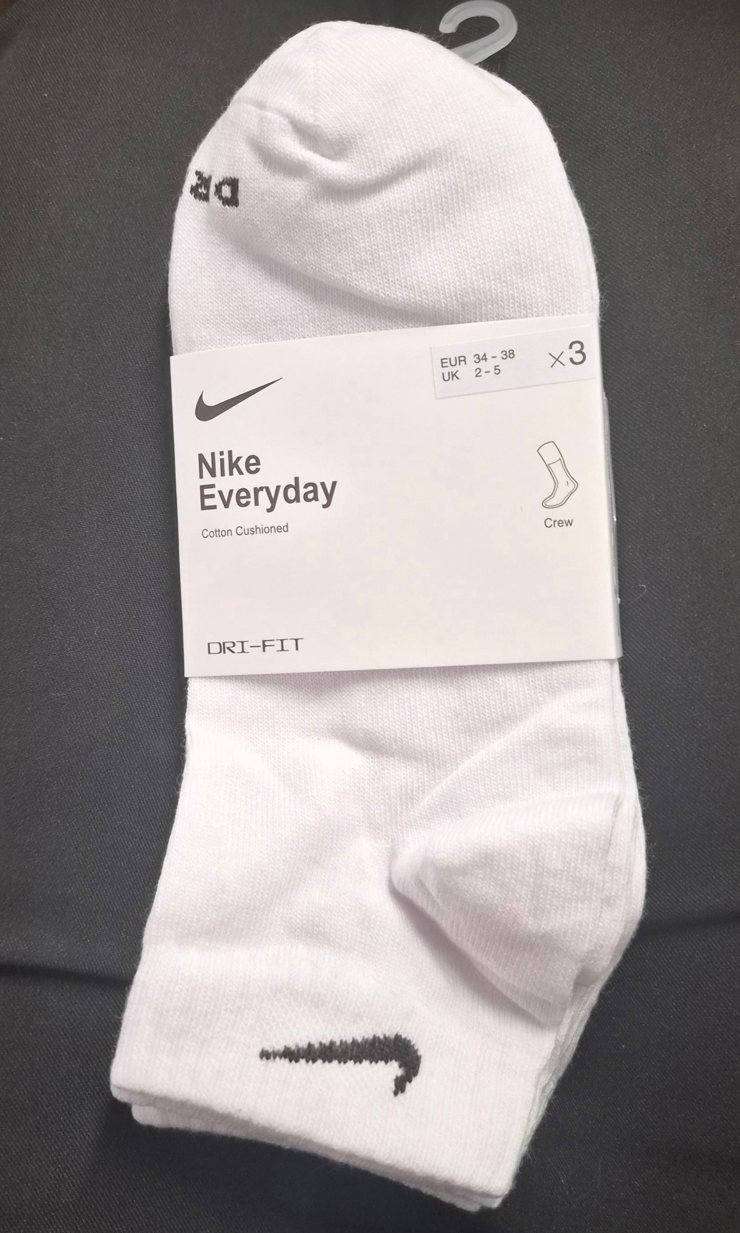 Nike White Ankle Everyday Cushioned Crew Socks 3 Pack DriFit UK 2-5