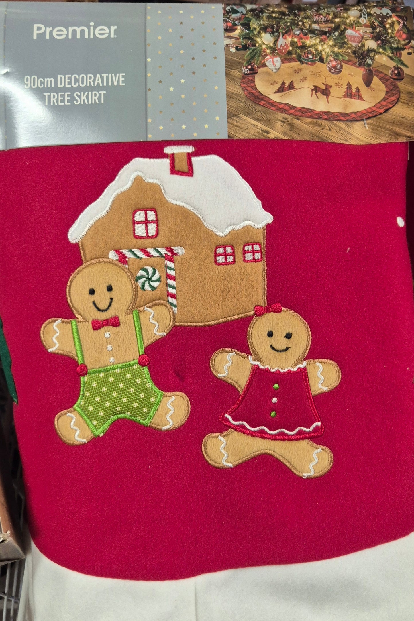 90cm Gingerbread House Tree Skirt