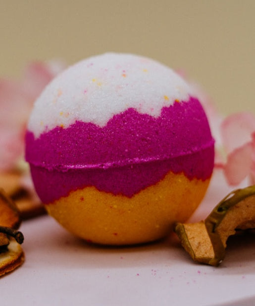 Pink Fizz & Pomelo Round Bath Bomb
