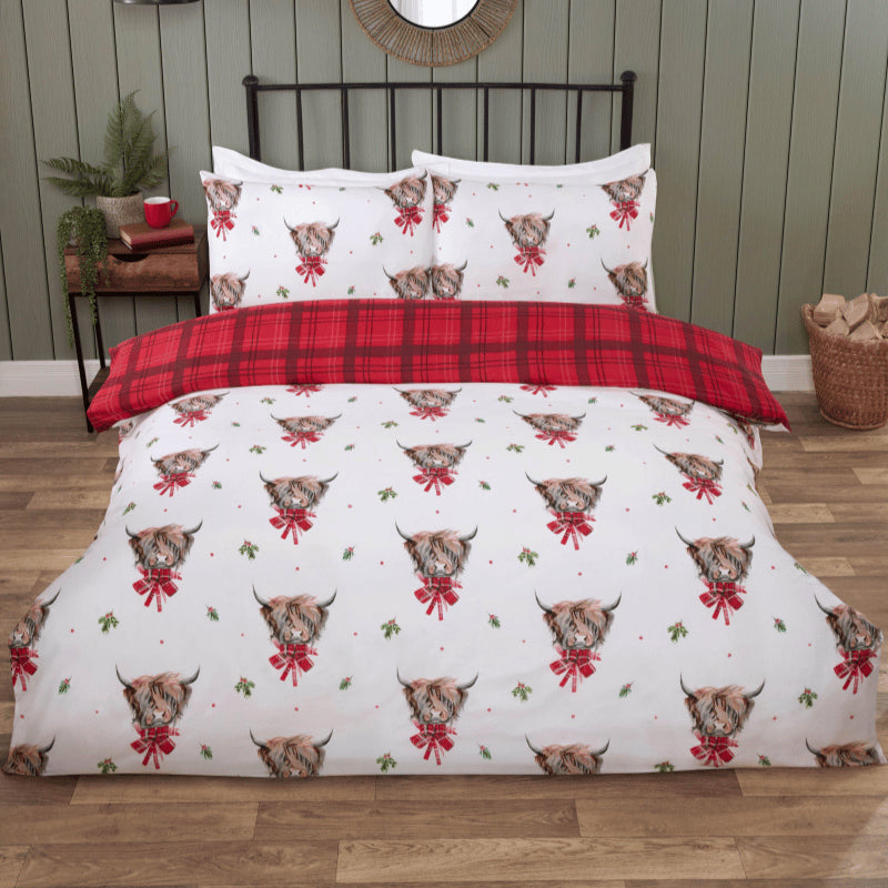 Luxury So Soft Reversible Duvet Set - Festive Fergus Highland Cow