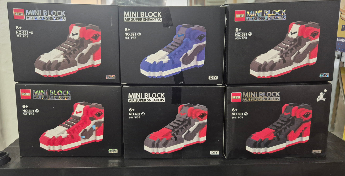 Trainers Mini Brick Building Kit