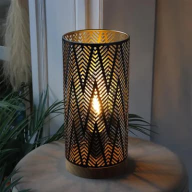 JHY DESIGN Table Lamp Battery Powered with LED Bulb 6-Hour Timer, 28.5cm High Cordless Light Lightning Patterned Lantern for Wedding Bedside Patio Garden (with Wooden Base)