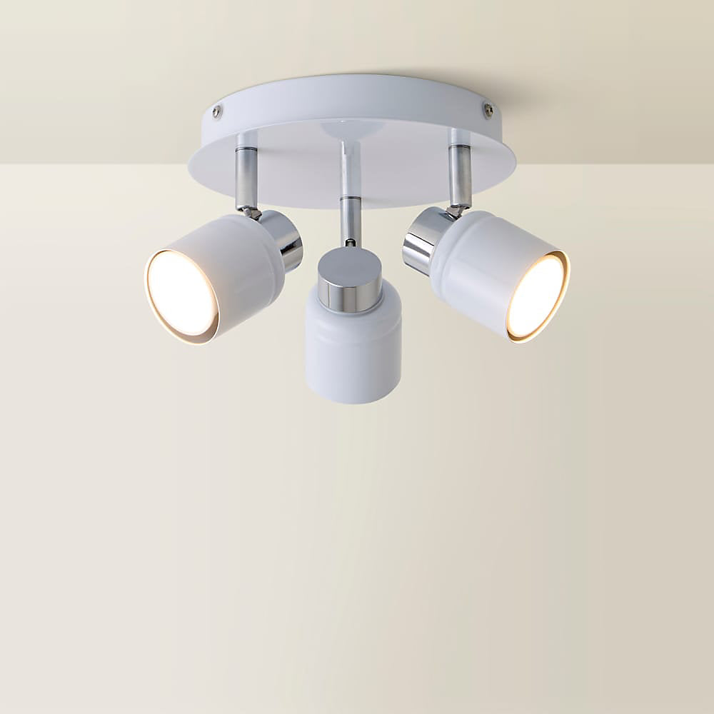 Bentonite IP44 3 Way Round Plate Spotlight. White