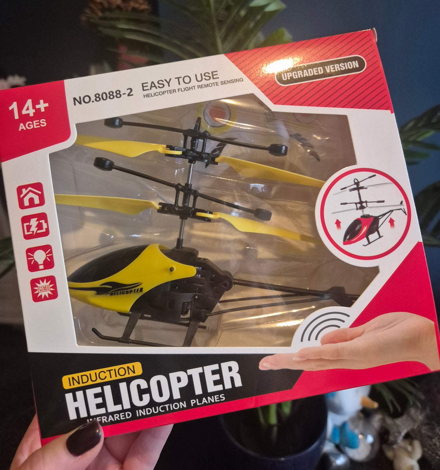 Mini RC Helicopter Infrared Flying Helicopters Remote Controlled Helicopter 3 colours