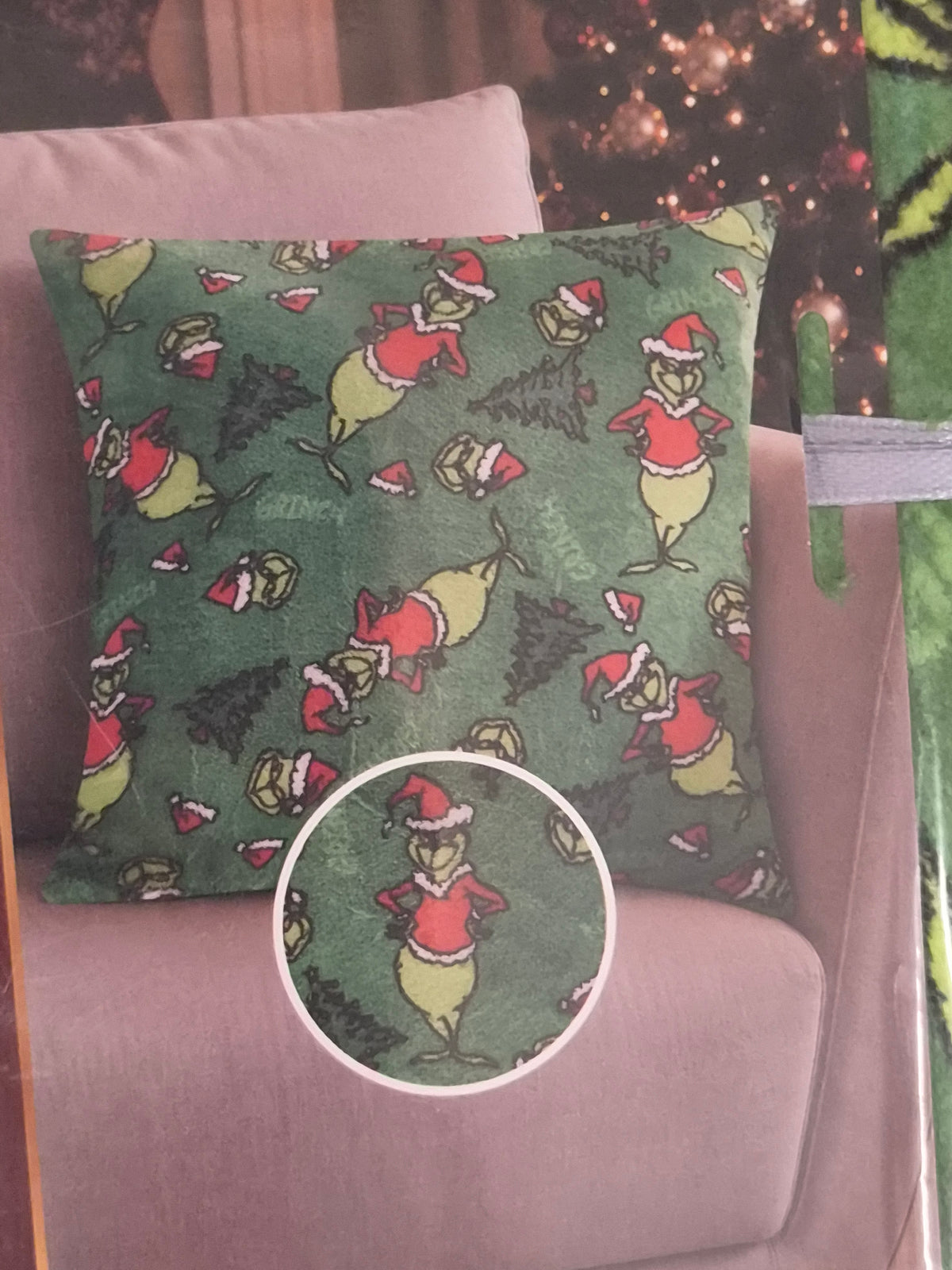 Pack of 2 Christmas Filled Cushions 12 Designs