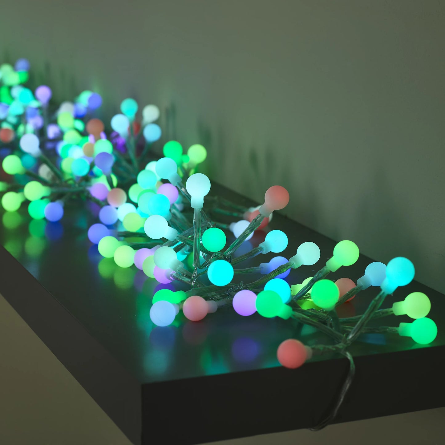 240 Colour changing LED Cluster string light With timer & 6m Clear cable