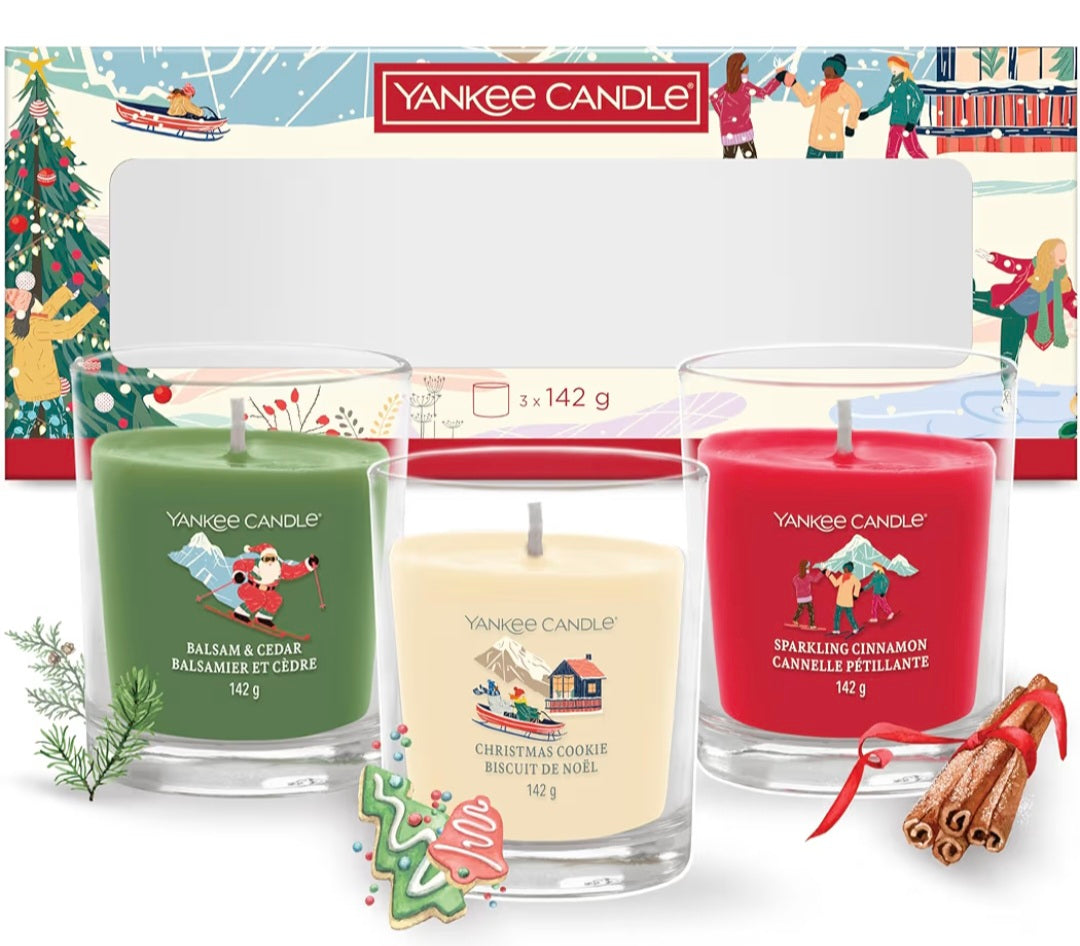 Yankee Candle Christmas Scented Candles Gift Set | 3 x 142g Tumbler Candles | Après Ski Collection