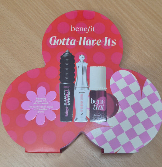 Benefit Gotta Have Its Set