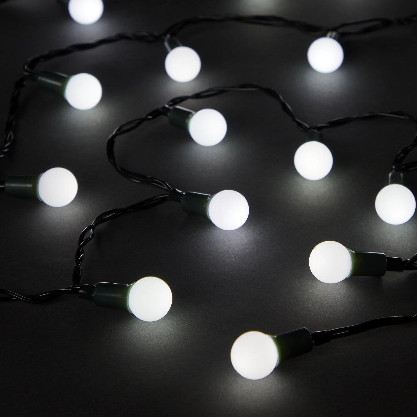 120 Ice white Berry LED String lights With timer function & 13.52m Green cable