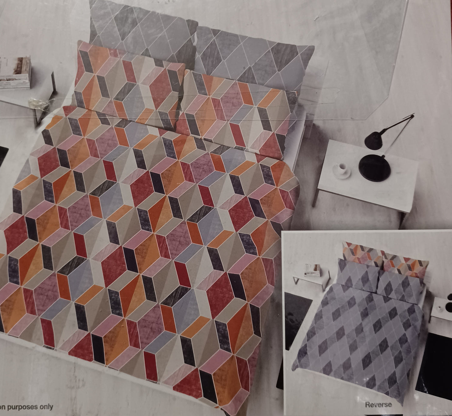 Geo Diamond Kingsize Duvet & 2 Pillowcase Set
