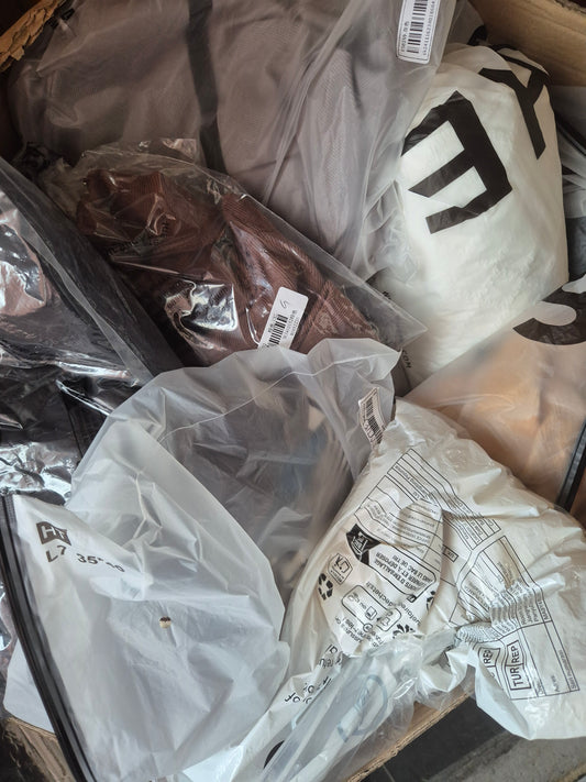 30 Piece Ladies Clothing Bundle Brand New
